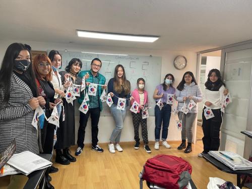 Centro-Asiatico-de-Idiomas-Cursos-de-coreano-hangul-Bogota-Colombia